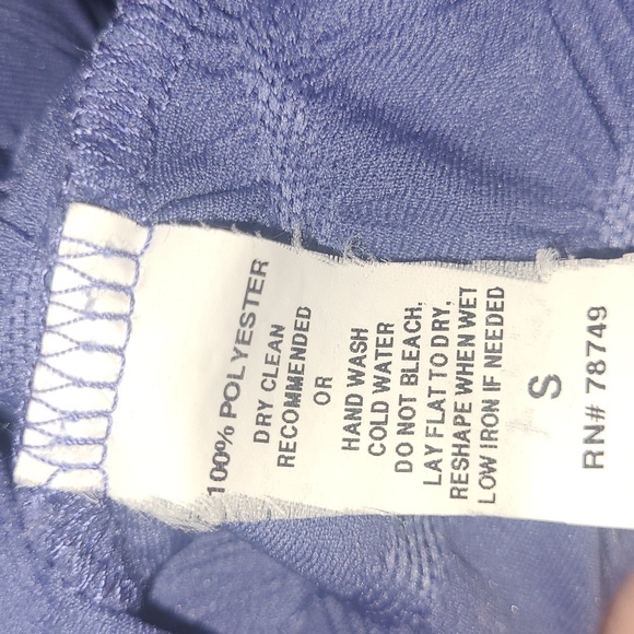 Arden B Purple Top Shirt Pull over scoop neck stretch Elbow Sleeve Rich Clean - Picture 4 of 4